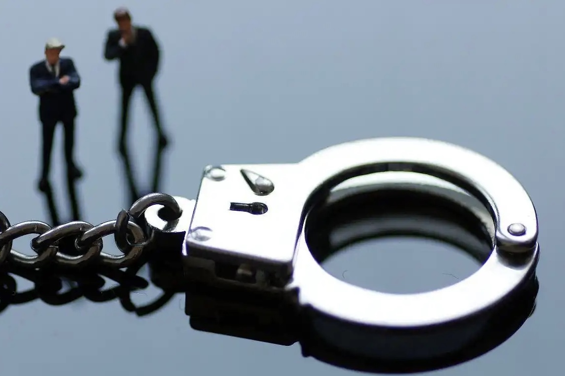上海刑事律师｜贩卖涉黄手办，会入刑！