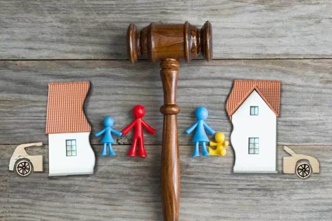 上海离婚律师｜离婚时农村自建房分割房子就归